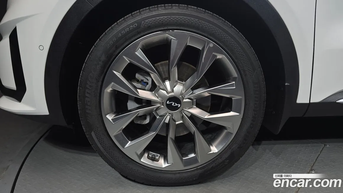 Kia Sorento 2023 из KR, фото 3