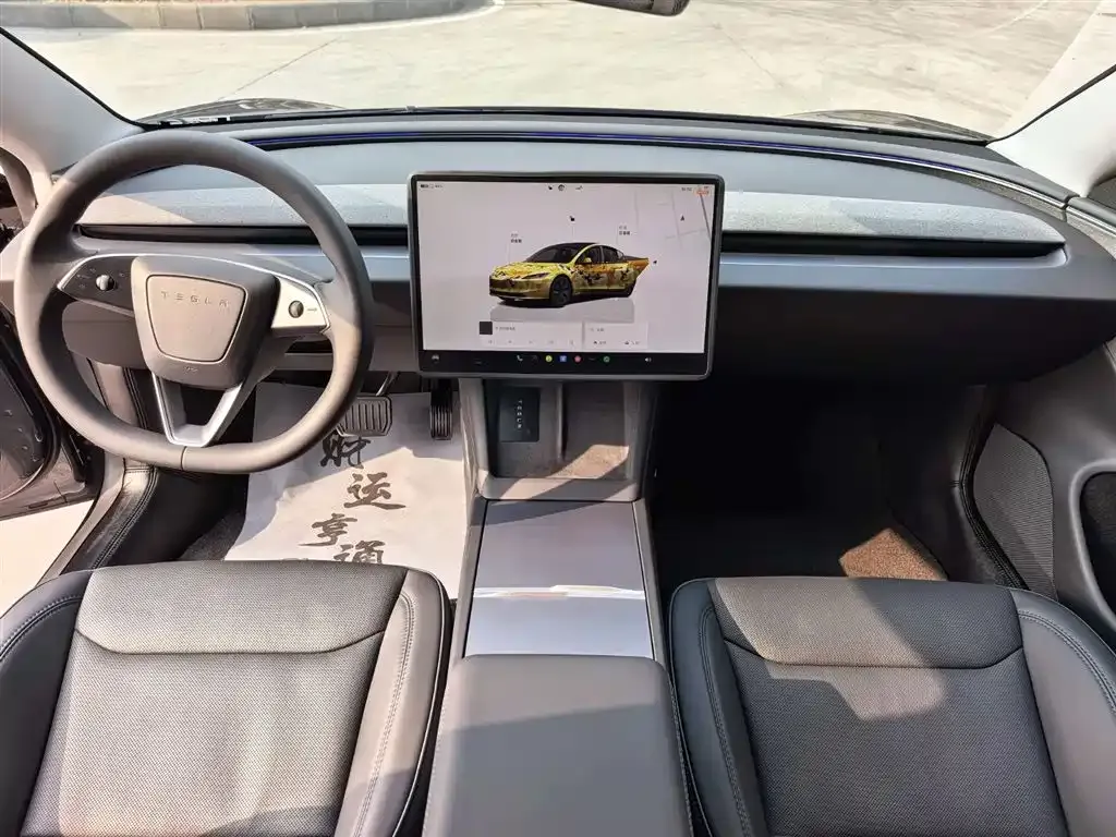 Tesla Model 3 — фото 7