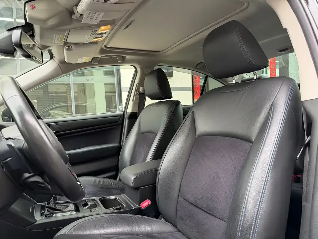 Subaru Legacy 2022 из CN, фото 2