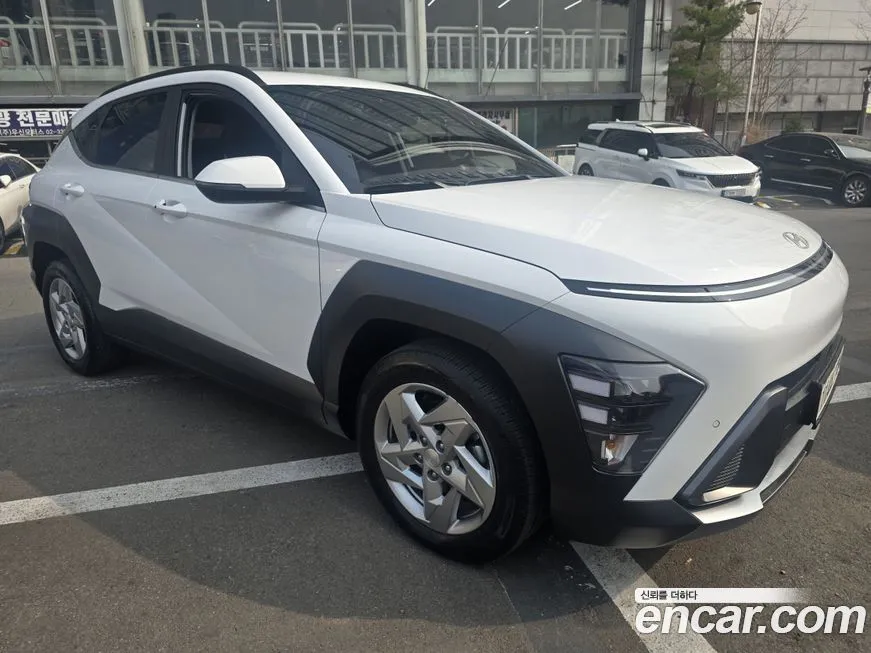 Hyundai Kona — фото 1