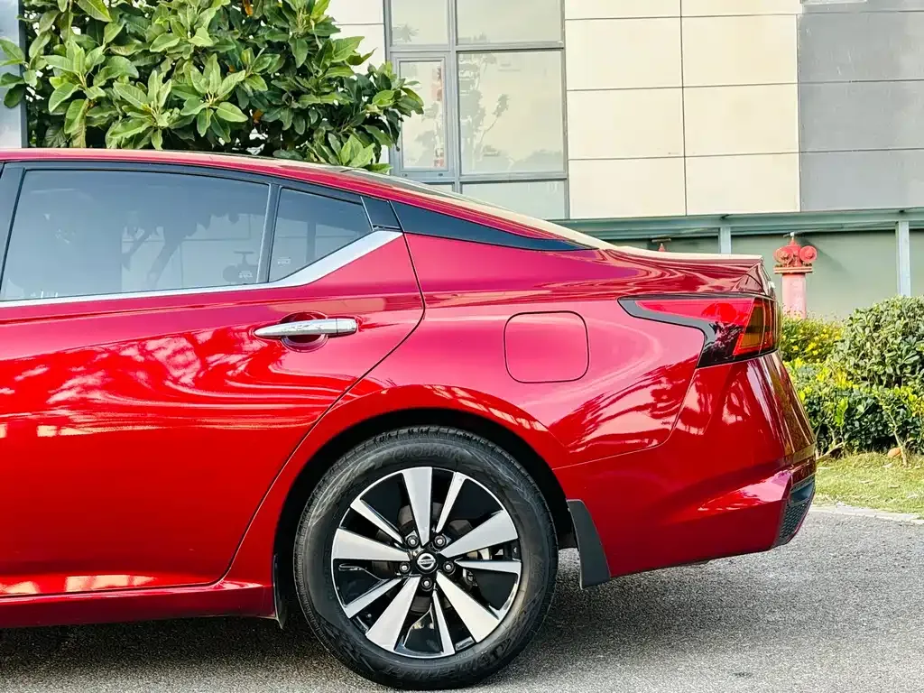Nissan Teana — фото 2
