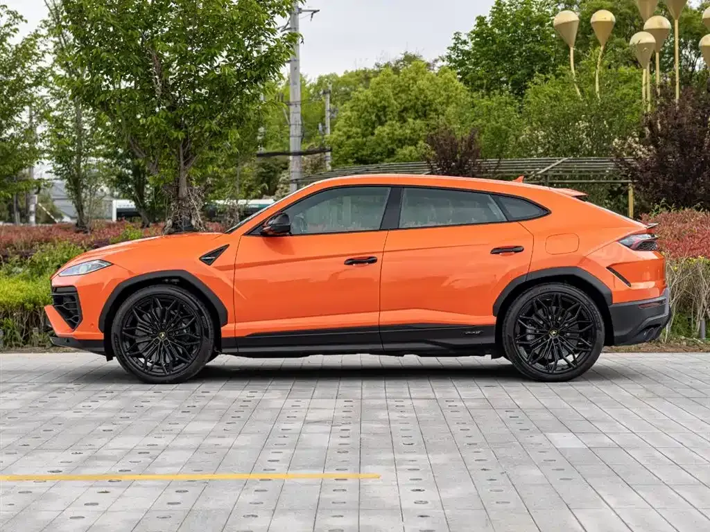 Lamborghini Urus SE 2026 из CN, фото 8