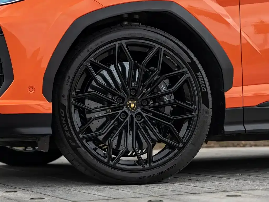 Lamborghini Urus SE 2026 из CN, фото 2
