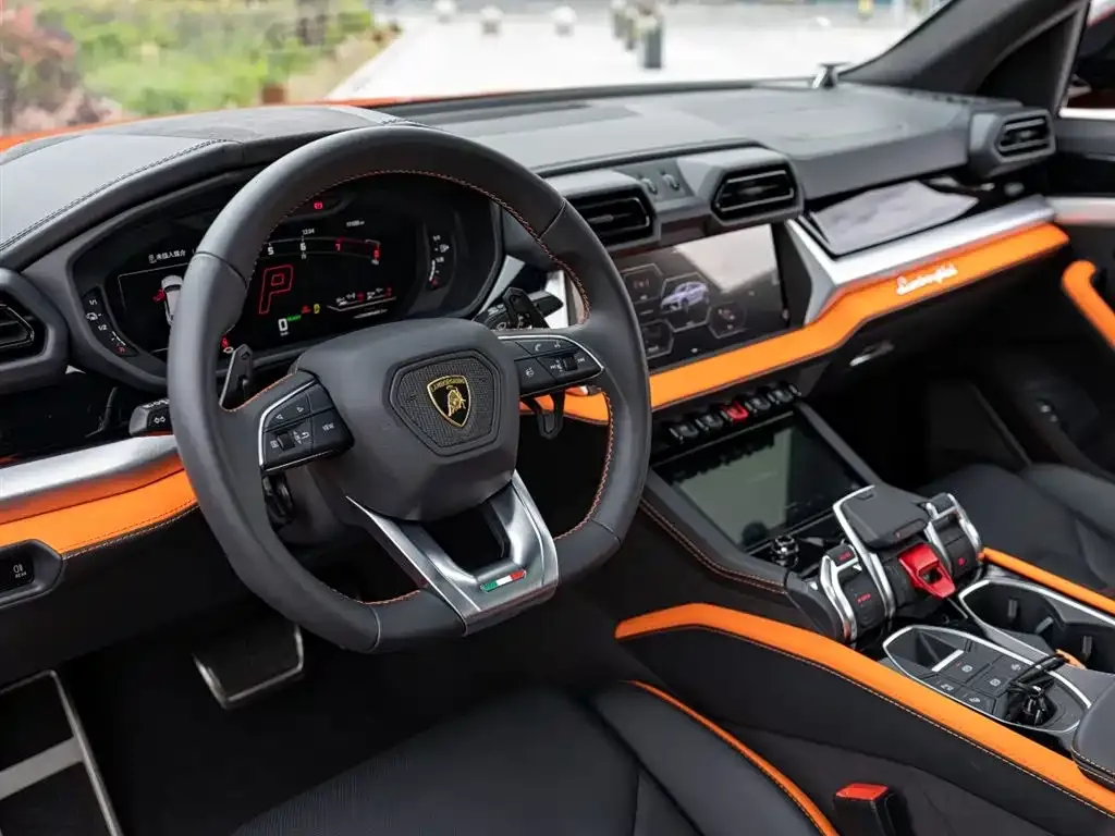 Lamborghini Urus SE 2026 из CN, фото 3