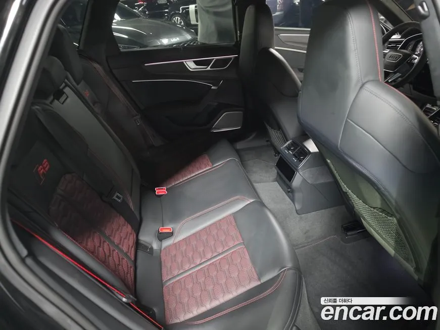 Audi RS6 2025 из KR, фото 4