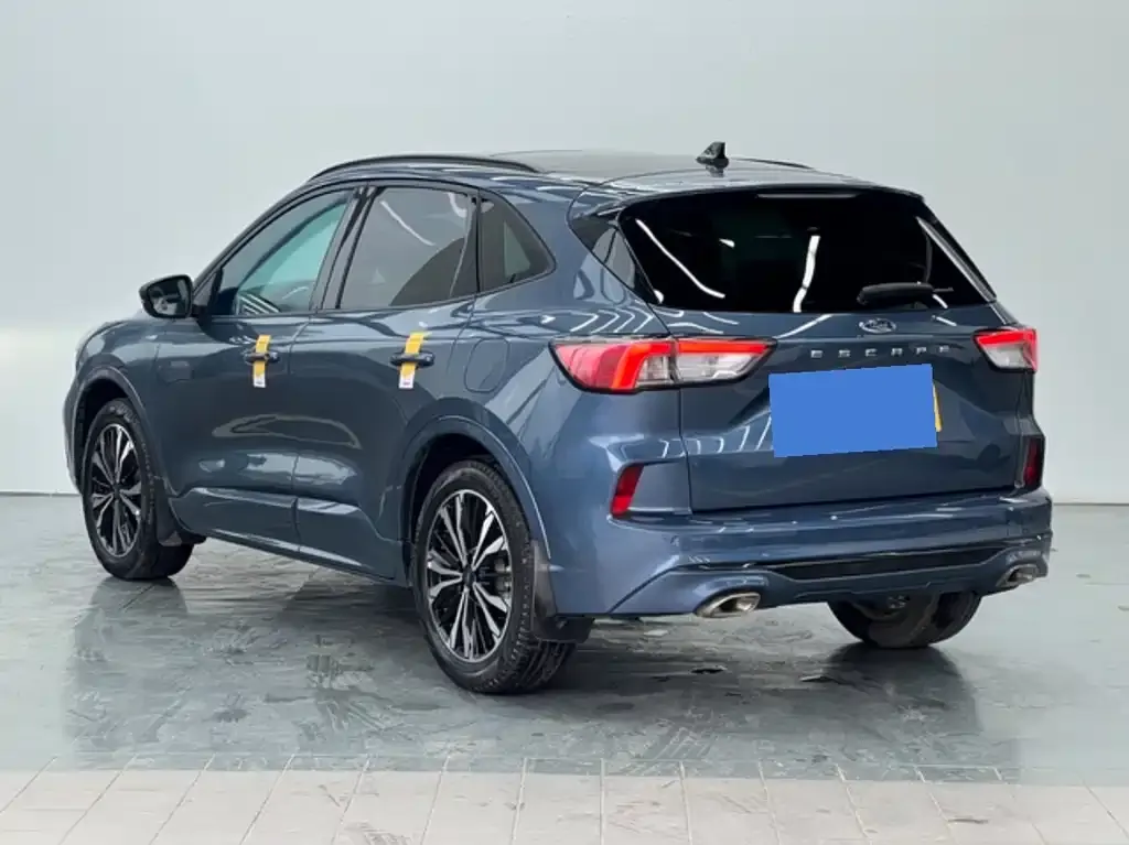 Ford Escape 2021 из CN, фото 8