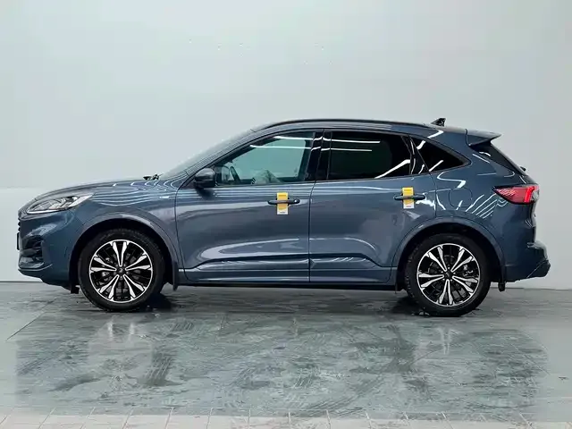 Ford Escape 2021 из CN, фото 6