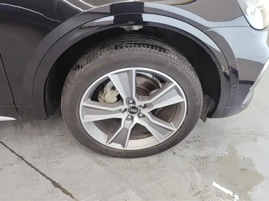 Audi Q5L Sportback 2022 из CN, фото 5