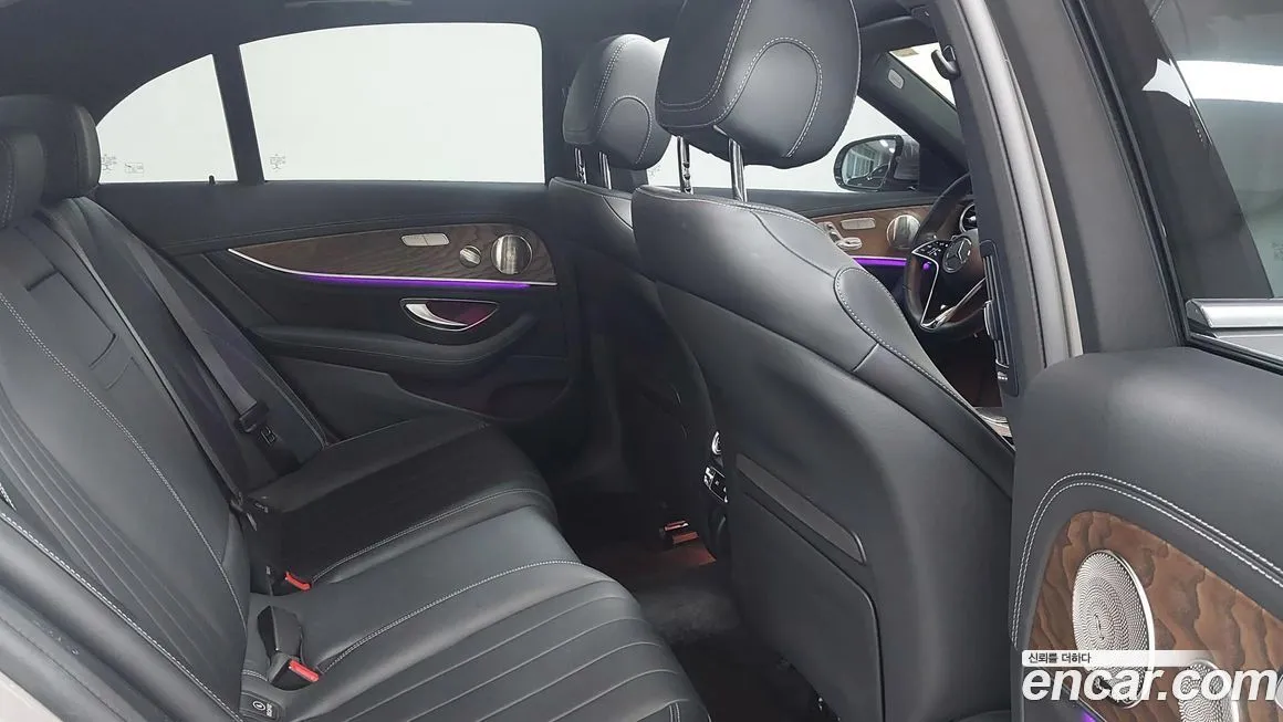 Mercedes-Benz E-Class 2023 из KR, фото 3