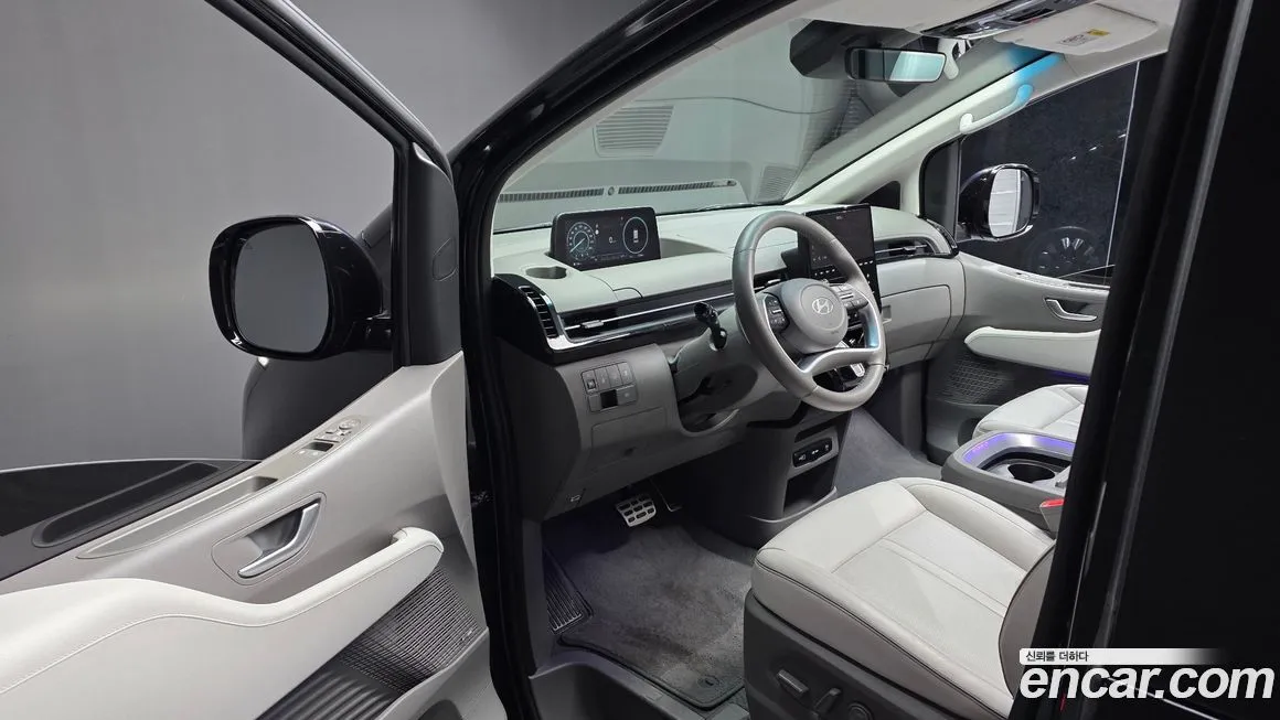 Hyundai Staria 2025 из KR, фото 10