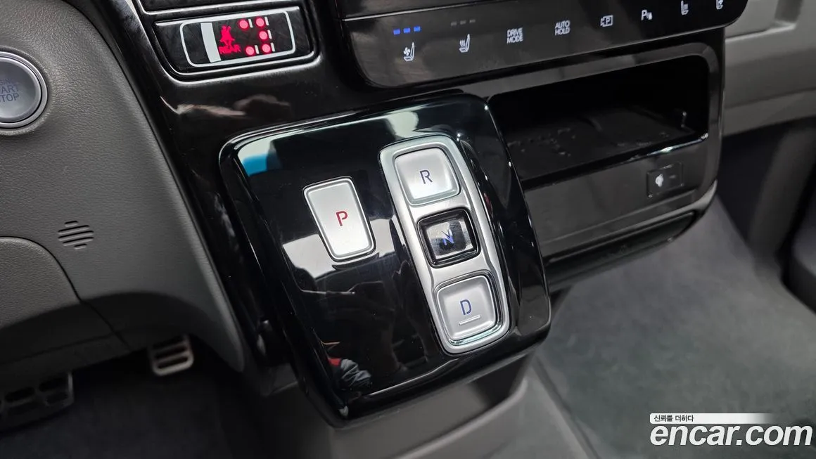 Hyundai Staria 2025 из KR, фото 8