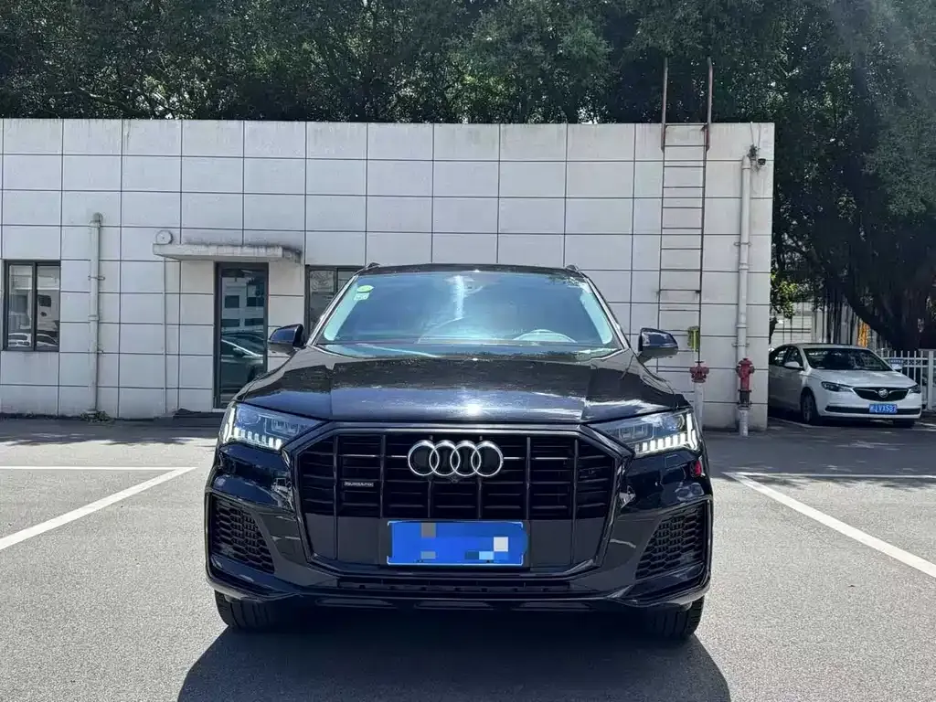 Audi Q7 — фото 2