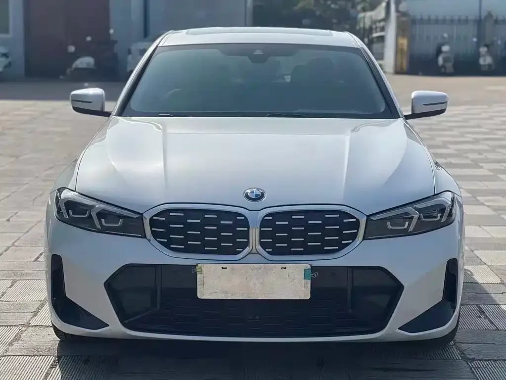 BMW 3 Series 2023 из CN, фото 3