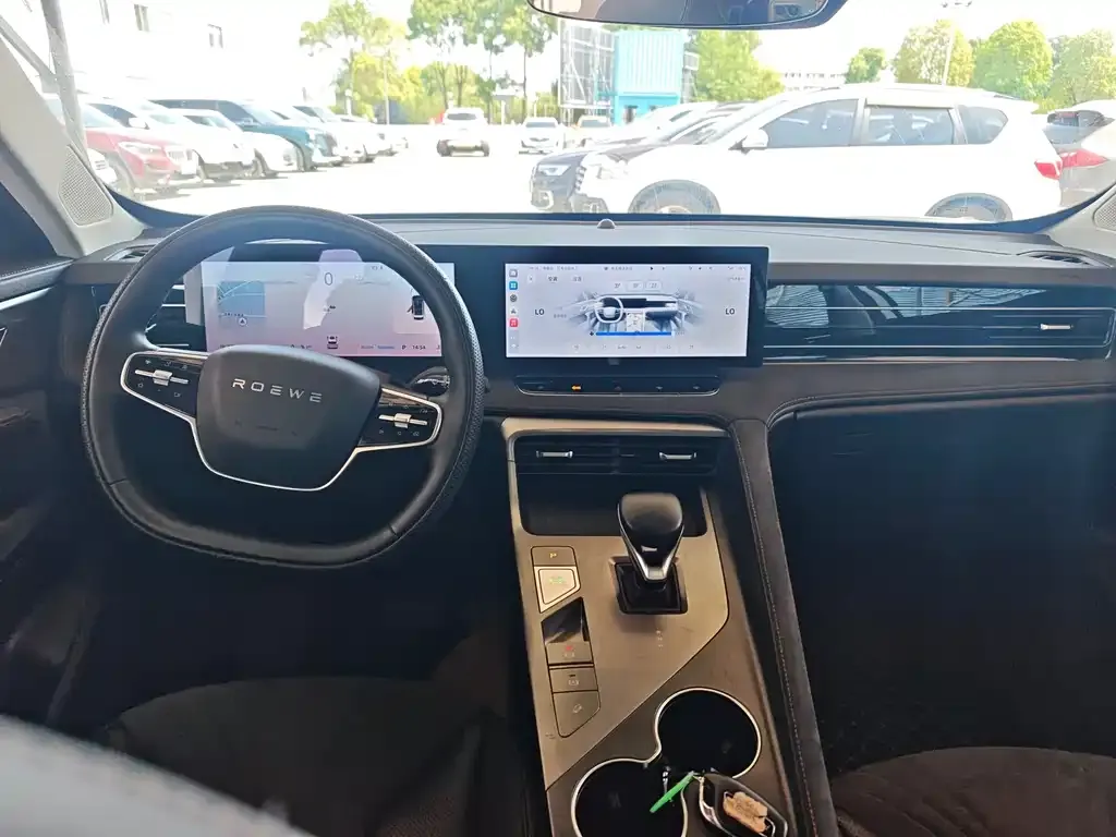 Roewe D5X DMH 2024 из CN, фото 8