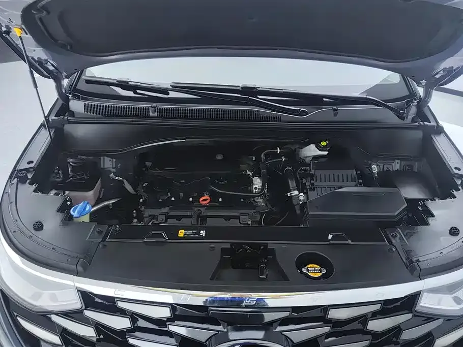 Hyundai Custo 2023 из CN, фото 8