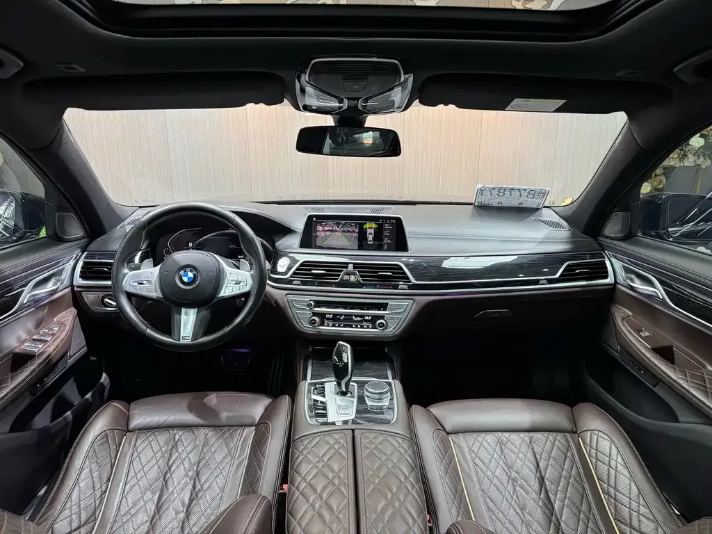 BMW 7 Series 2021 из CN, фото 6