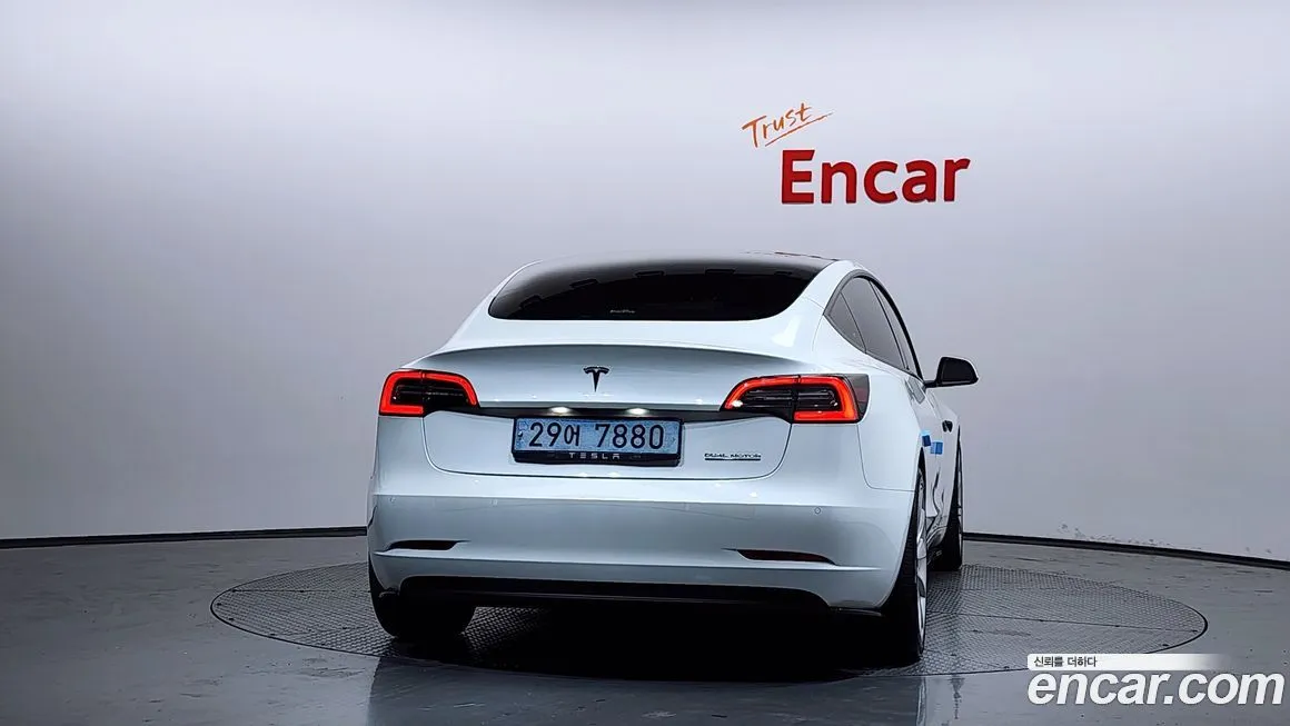 Tesla Model 3 2021 из KR, фото 4