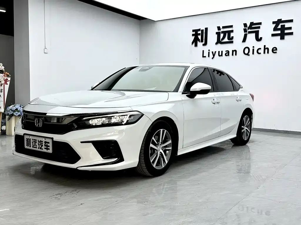 Honda Civic — фото 9