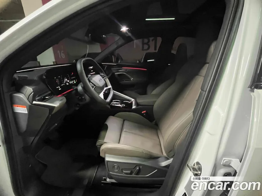 Audi Q5 2025 из KR, фото 9