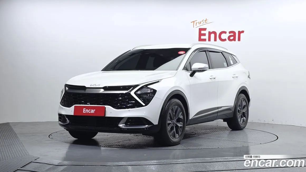 Kia Sportage — фото 1
