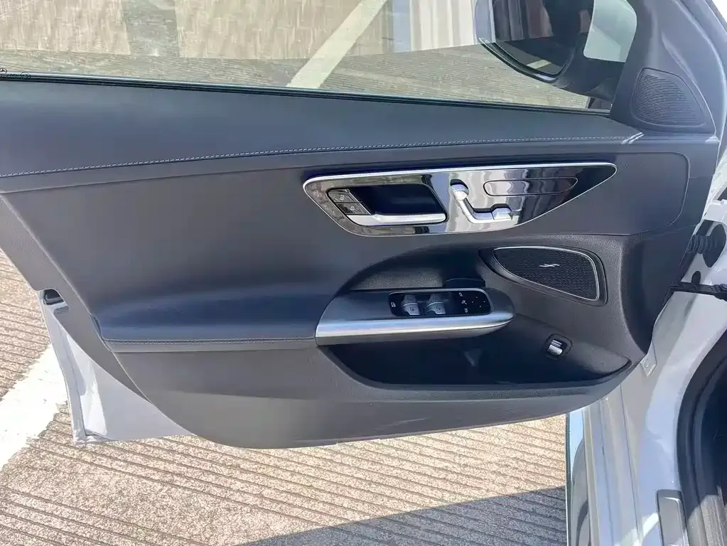 Mercedes-Benz C-Class 2024 из CN, фото 3