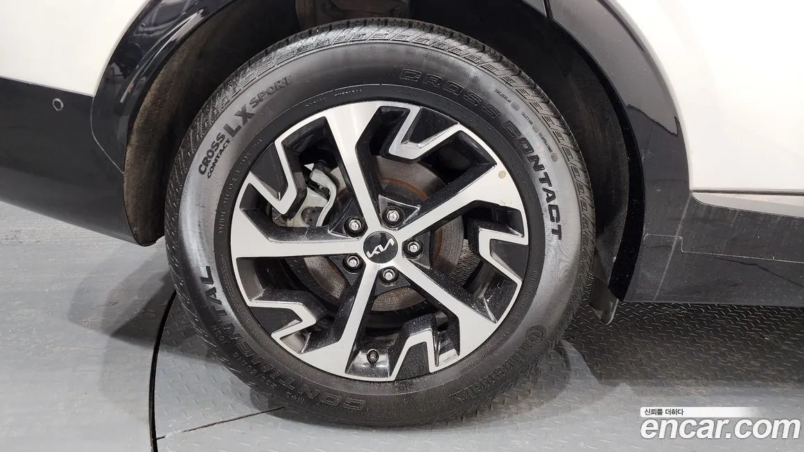 Kia Sportage — фото 7