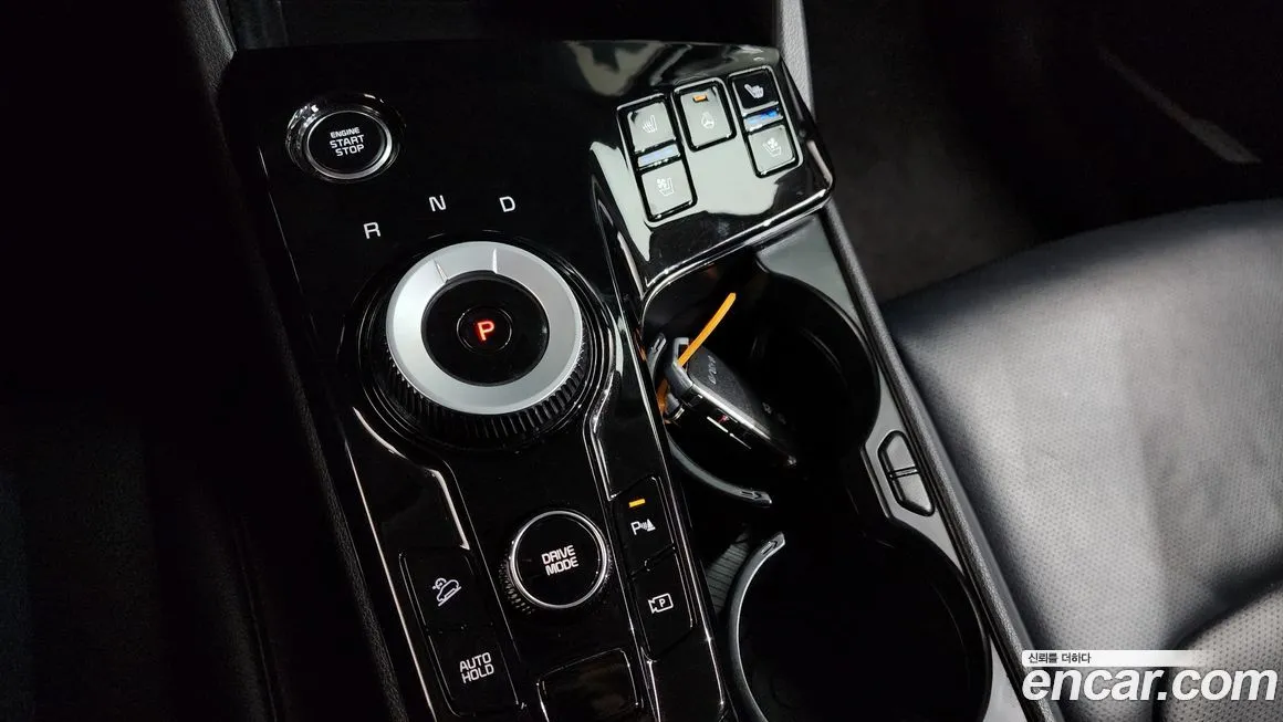 Kia Sportage — фото 8