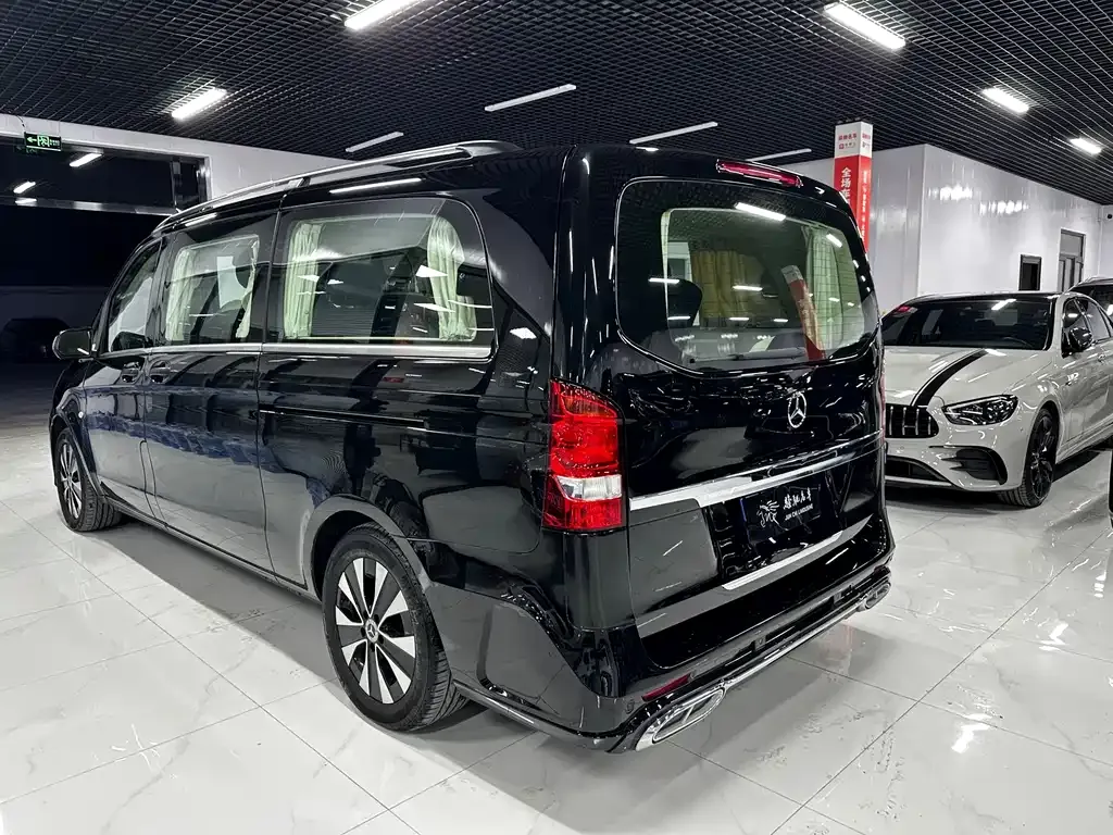 Mercedes-Benz Vito — фото 10