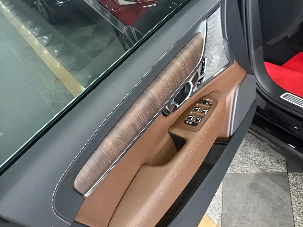 Volvo S90 — фото 4