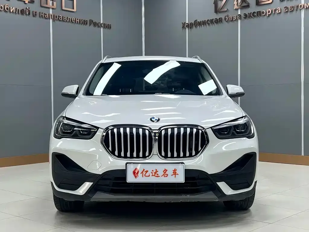BMW X1 — фото 2