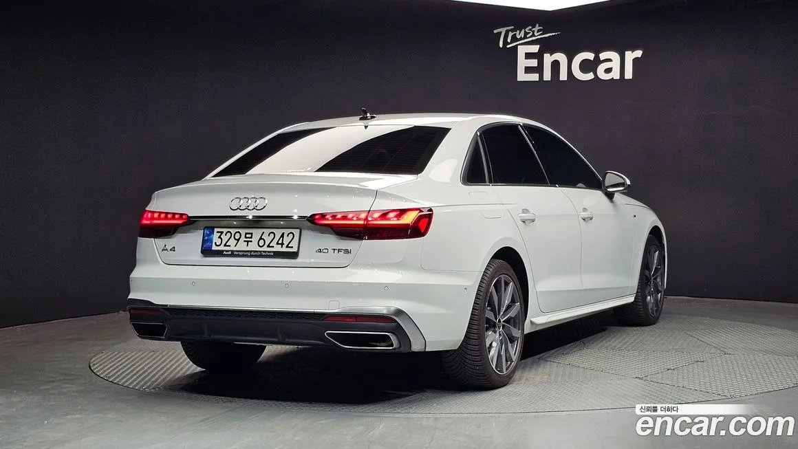 Audi A4 — фото 3
