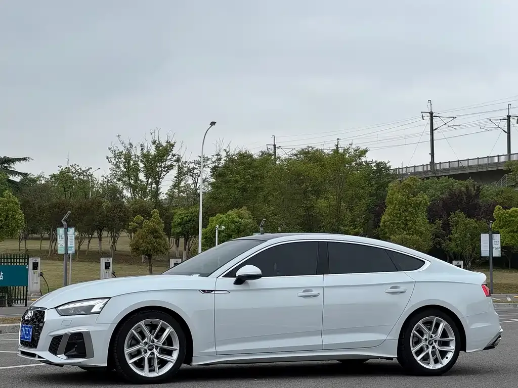 Audi A5 (Import) 2024 из CN, фото 1