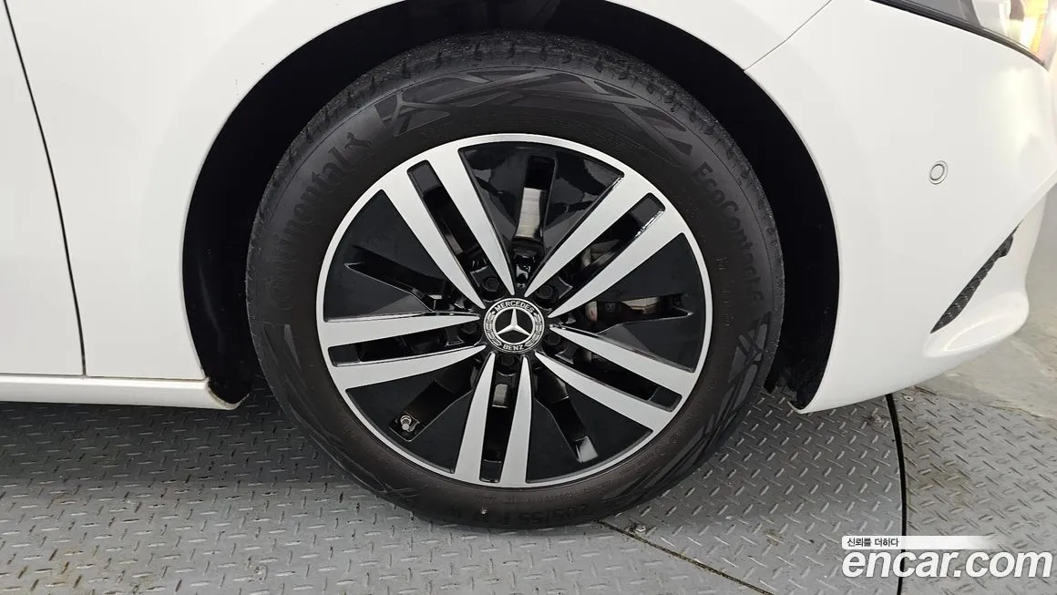 Mercedes-Benz A-Class 2023 из KR, фото 7