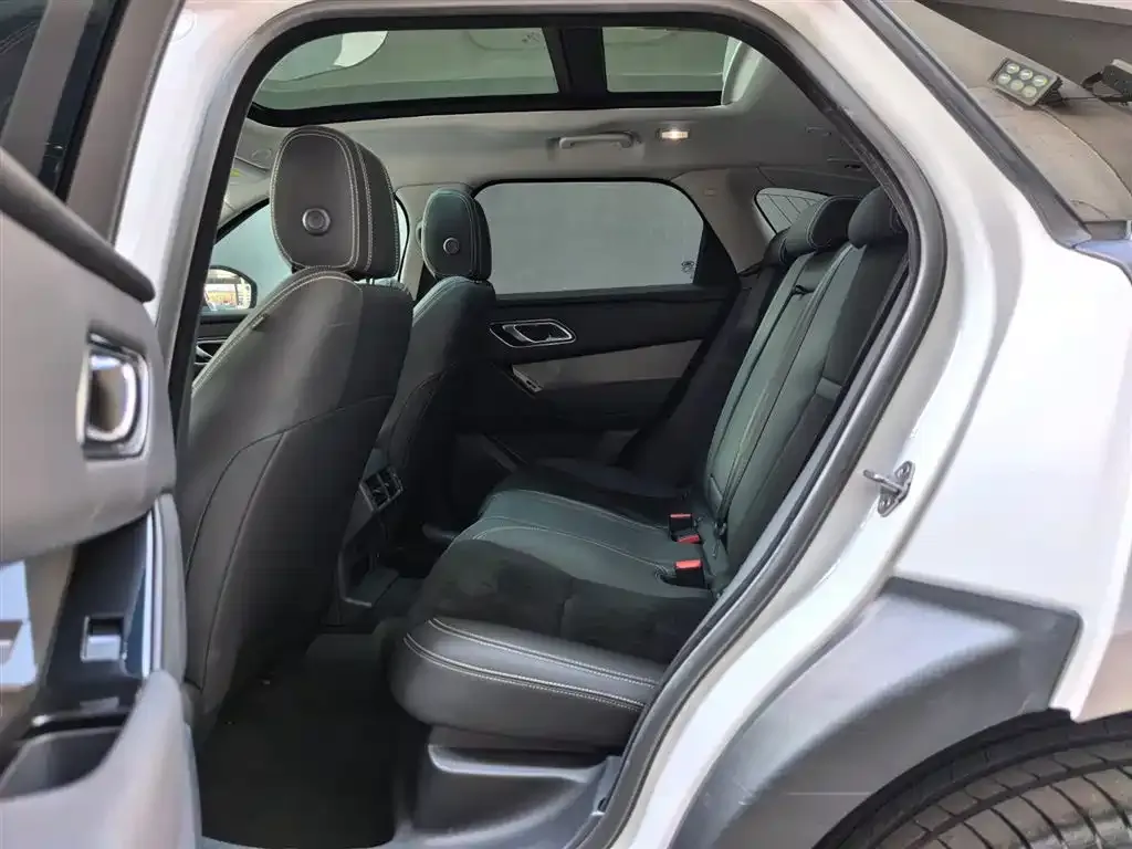 Land Rover Velar 2021 из CN, фото 2