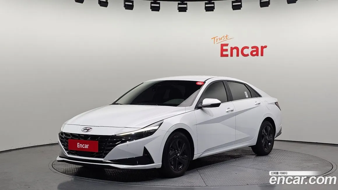 Hyundai AVANTE 2022 из KR, фото 1