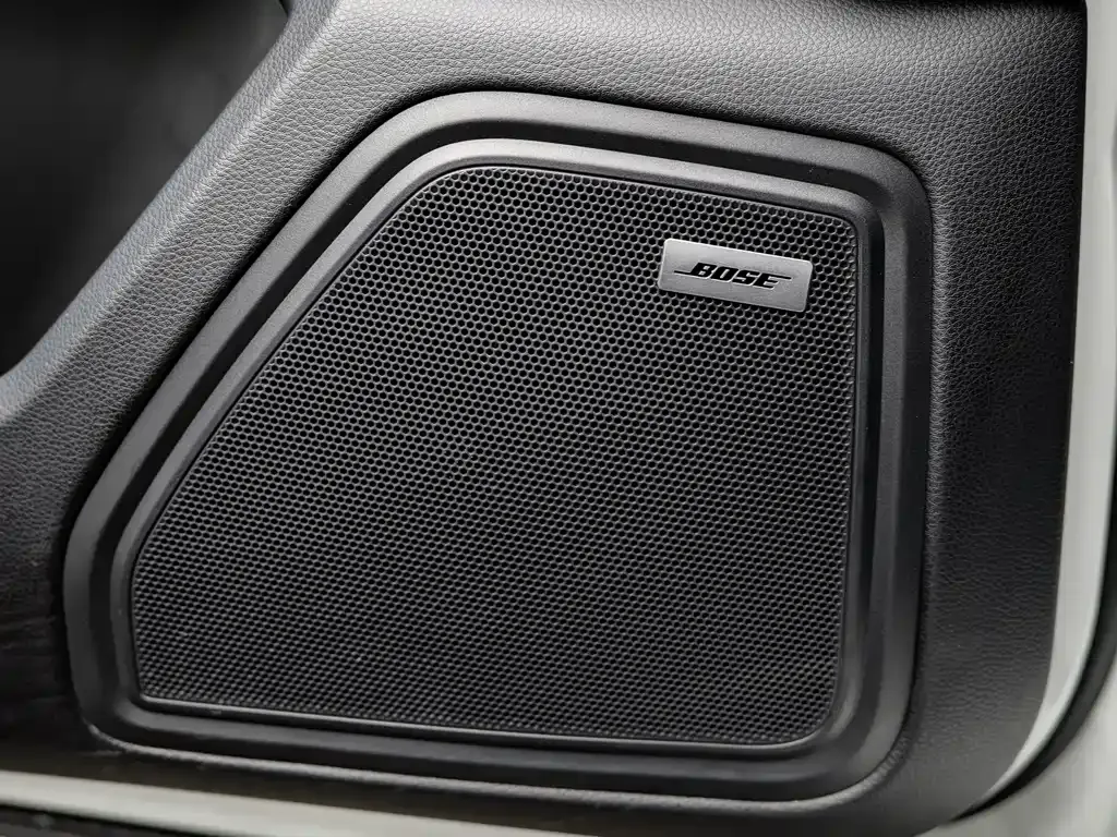 Porsche Macan — фото 9