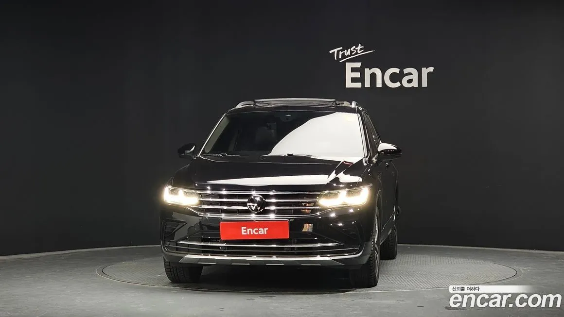 Volkswagen Tiguan — фото 4