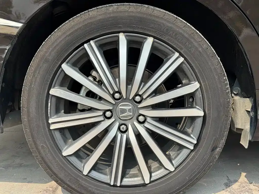 Honda Elysion 2022 из CN, фото 8