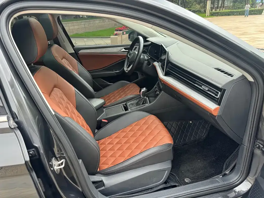 Volkswagen Sagitar 2023 из CN, фото 3
