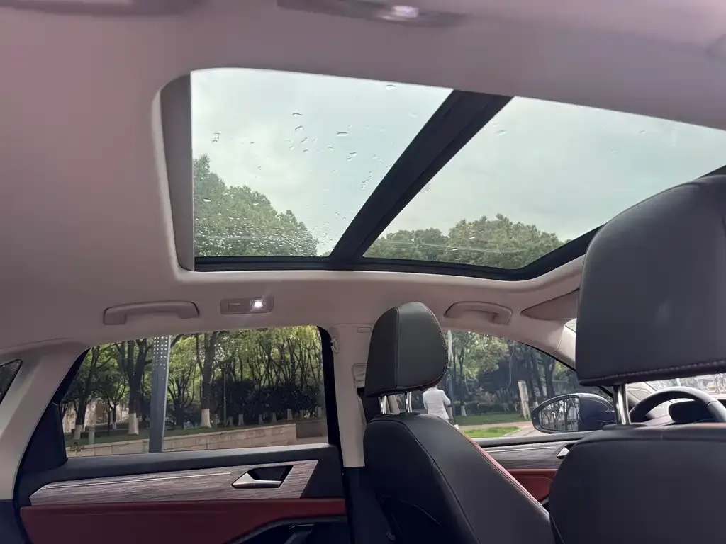 Volkswagen Sagitar 2023 из CN, фото 4