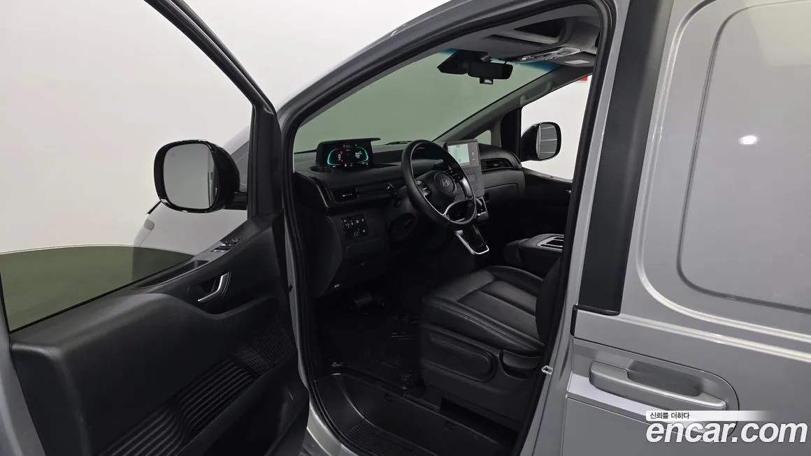 Hyundai Staria 2025 из KR, фото 7