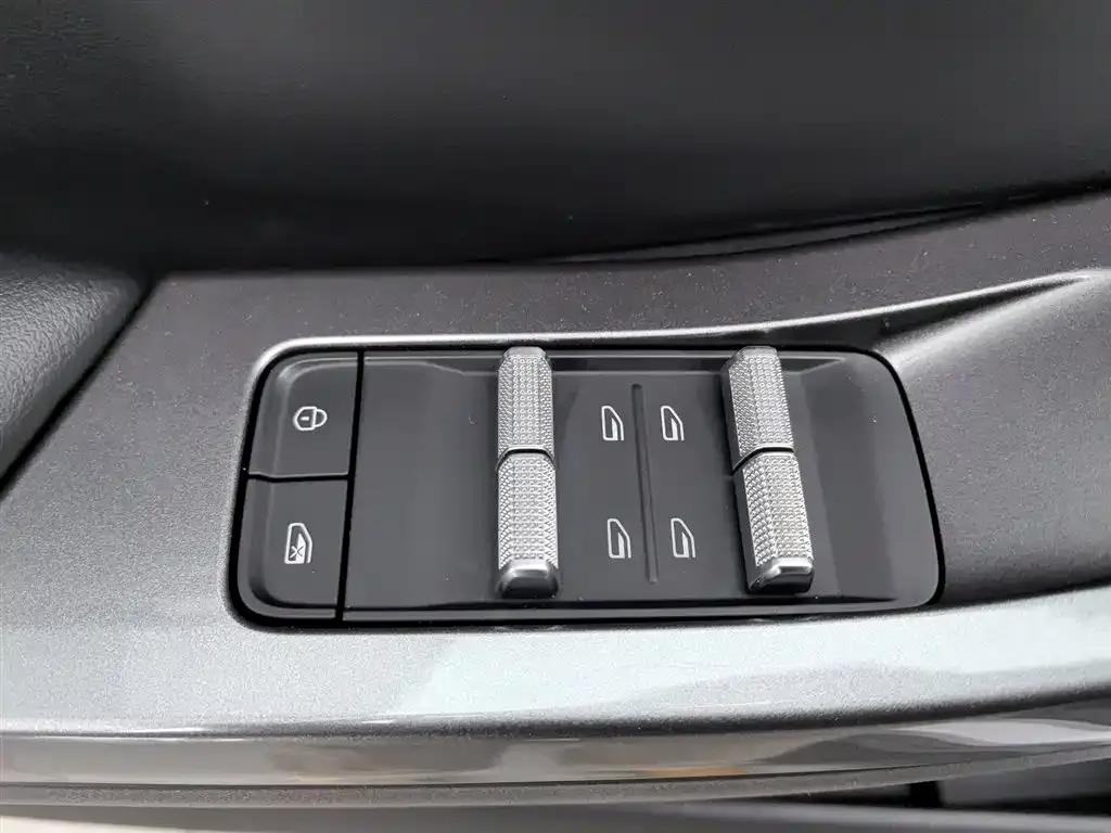 Geely Galaxy L6 2025 из CN, фото 10