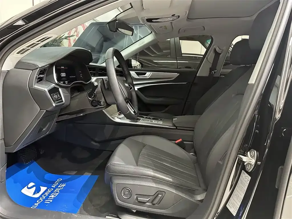 Audi A6 (Import) 2023 из CN, фото 4