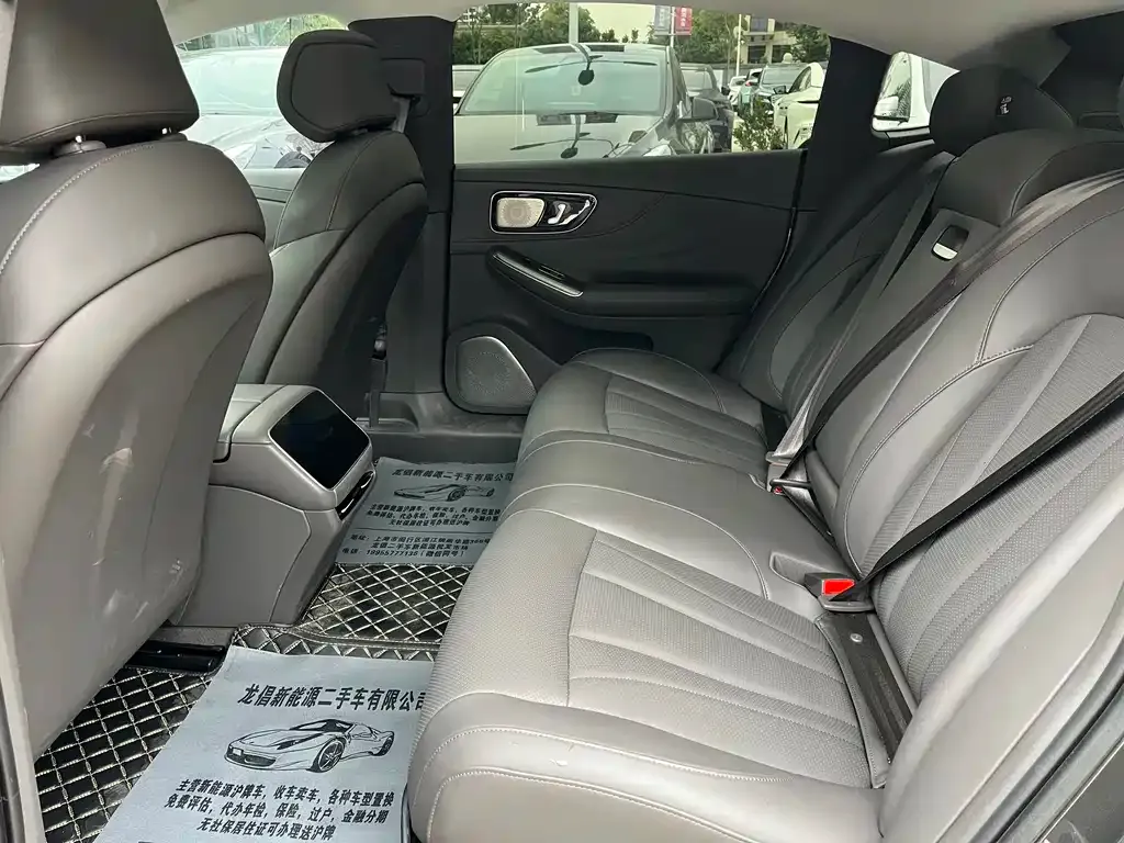 Roewe Feifan F7 2023 из CN, фото 6