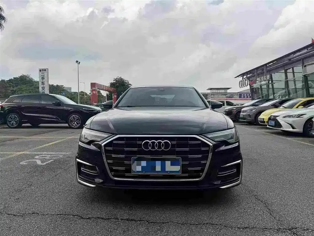Audi A6L — фото 5