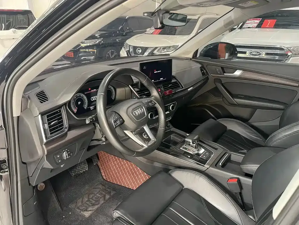 Audi Q5L 2023 из CN, фото 8