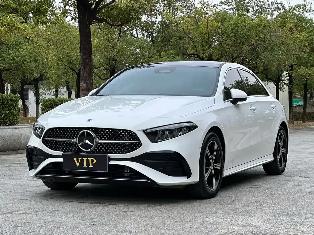 Mercedes-Benz A-Class — фото 1