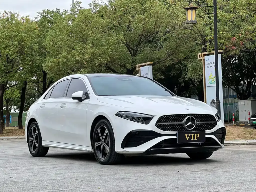 Mercedes-Benz A-Class — фото 10