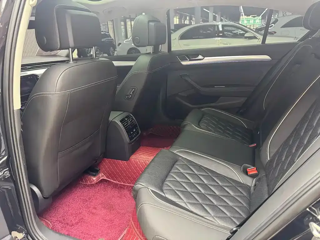 Volkswagen Magotan GTE PHEV 2023 из CN, фото 8