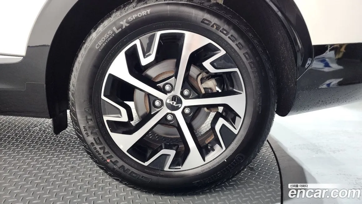 Kia Sportage — фото 7